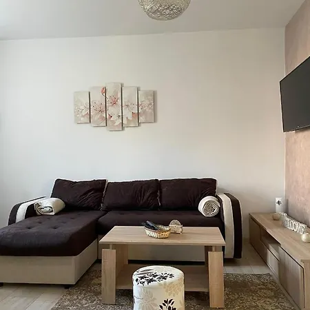 Marija Zemun Apartment